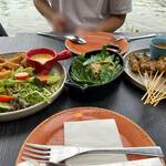 Cottage & Kettle - (左から)Salted Egg Calamari, Stir-Fried Garlic Kailan (Small), Iberico Pork Satay (2023/1)