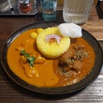 咖哩食堂 PACE - インド風カレーライスのあいがけ（左:バターチキン、右:ポークビンダルー）