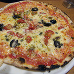 Pizzeria D'oro ROMA - アンチョビとオリーブ