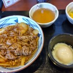 丸亀製麺 - 肉ぶっかけと温玉