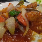 南京亭 - シャキシャキ野菜と脂身が少ない豚肉。
