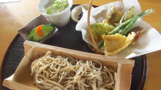 うっちゃんの倉庫 &ndash; 須賀川（そば） | 手作りそばと温かいサービス