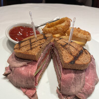 ウルフギャング・ステーキハウス シグニチャー - 