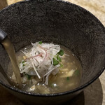 entre nous - サスティナブルの観点から、この日の食材の端材でスープリゾット風に。
      もちろん、手抜きなしの美味しさです♪