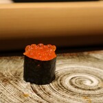 博多 鮨 よこ田 - イクラ軍艦