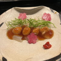 天雅 - 天雅会席１８１５０円。平目。あん肝とポン酢ジュレ、芽葱を巻いていただくと、お！旨い！と声が出そうな美味しさです（╹◡╹）。ギリギリセーフは、とても美味しいですね♩