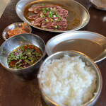 骨付カルビ 新村 - 