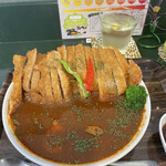 ハリーズカフェ - トンカツカレー、ルーとご飯多｡ ｡ 