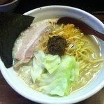 熟成練り醤油らーめん 大盛 240g