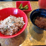 那古亭 - ガーリックライス。