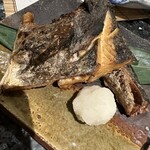 魚と肴と酒処 八仙 - 鰆のカマ焼き