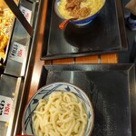 丸亀製麺 - 清算前の肉重ねと鴨すき