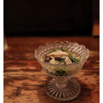 交番通り 四十 - 長葱と春菊のおひたし