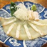 北海道料理 三平 - マコガレイ(天然)刺￥800