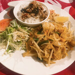 Thai Food Music Bar UME - 