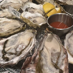 SALTY Oyster House - 