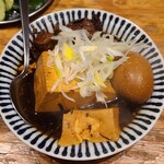 Gyouza No Sakaba Taiyou Hoe-Ru - 肉豆腐 煮玉子入り