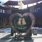 Terakoya Honpo Karuizawa Ginzadori Ten - 装饰在教堂街轻井泽中央广场的灯饰