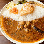 MEGANE CURRY - 