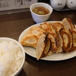 ヤマタニ餃子店 - ダブル餃子定食（にんにく にらあり）＠¥1034