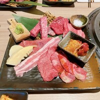 近江うし 焼肉 にくTATSU 青山本店 - 
