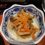 Sakagura Sawamasamune - きのこ煮