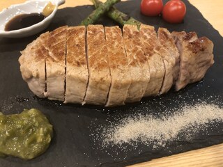 h Hiroshima Okonomiyaki Seiemon - 極厚切りポークステーキ