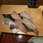 Uogashi Teppen Sushi - 瀬戸内（五貫）太刀魚、鯛、カンパチ、島アジ、鰆