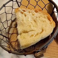 La Brianza - フォカッチャ(少し手で割いてしまったのでご容赦ください)