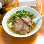 本州一 - 優しいスープのワンタンチャーシュー麺です(o^^o)