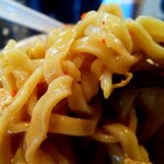 まる重 - オーション粉100％の平打ち太麺