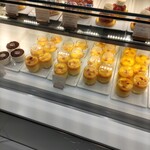 ザ・ペニンシュラ ブティック&カフェ 新丸ビル店 - 