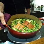 シャテーニュ - 鰆と野菜の炊き込みご飯　カイワレ