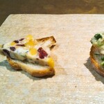 シャテーニュ - アミューズ3種盛り合わせ　鴨と豚のリエット　鮮魚の燻製とアボカドのサラダ　チーズのモザイク仕立て