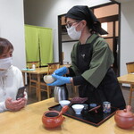 京都 和束荘 - 朝　甜茶（てんちゃ）の実演