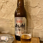Motsuyaki Sanchou - 瓶ビール 大瓶 ドライ 620円。