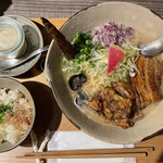 貝出汁沖縄そばキセキ - 