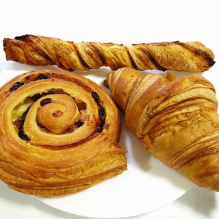 ビーシー ベーカリー パン直売所_1