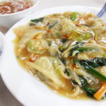 綾瀬飯店 - 水餃子の野菜餡かけ