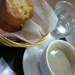 Boulangerie francaise DONQ - イートインしたフレンチトーストとコーヒー