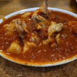 ダイニング WAZN - チキントマト煮（800円）も結構なサイズ。