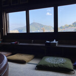 ホーランエー食堂 - 2階席からは海が見えます