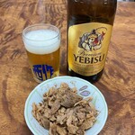 西作酒店 - エビス中瓶と焼豚