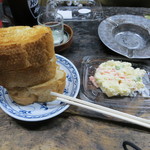 お母さんからフランスパンとポテトサラダを頂きましたよ♪♪