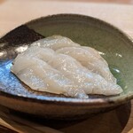 貴ぶ - アカメフグの石焼き