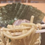 らーめん食堂 大義家 - ちゃんと家系してる麺