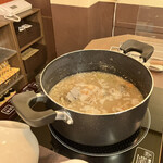 フィリピン料理 パラヨック - スープはセルフ