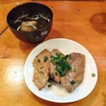 天然本マグロ丼専門店 司 - 炙りたての熱々ふわトロ