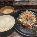 鉄板居酒屋しらんけど - 