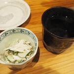 卓 - 付け出し、焼酎